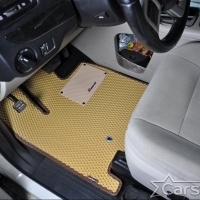 Автомобильные коврики EVA на Dodge Grand Caravan V (2007-2020) 2 ряд: кресла 1+1 убираются в пол