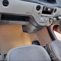 Коврики текстильные на Toyota Sienta I пр.руль (2003-2015)